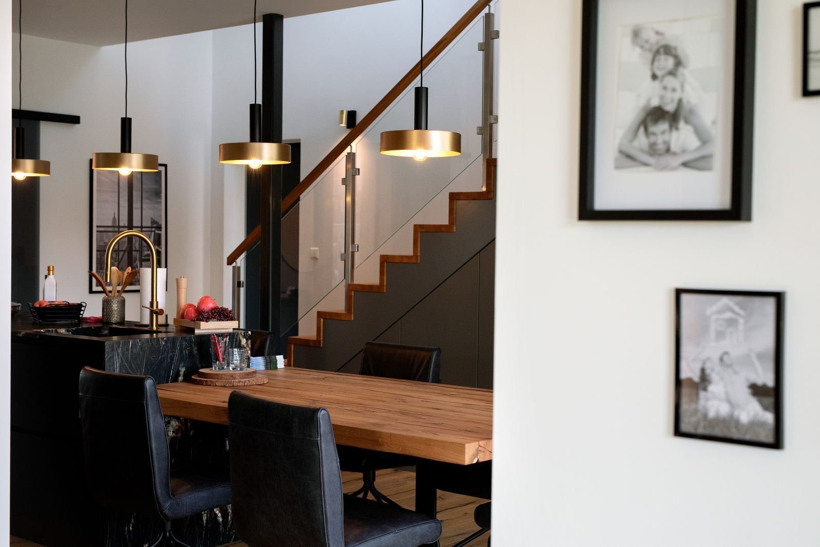 Ansicht Esszimmer/Küche Ansicht Esszimmer/Küche