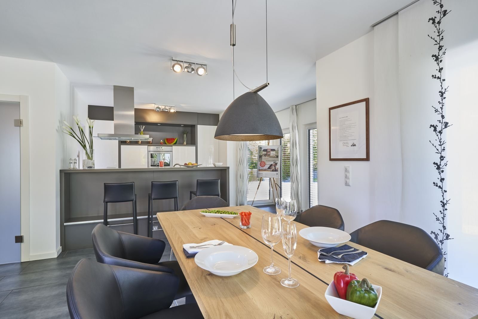Ansicht Esszimmer/Küche Ansicht Esszimmer/Küche
